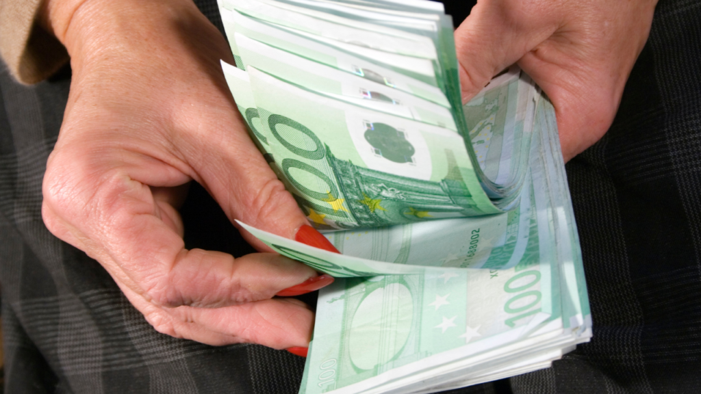 How Do Miami Streamate Model How To Get paid? How Do Miami Streamate Model How To Get paid?